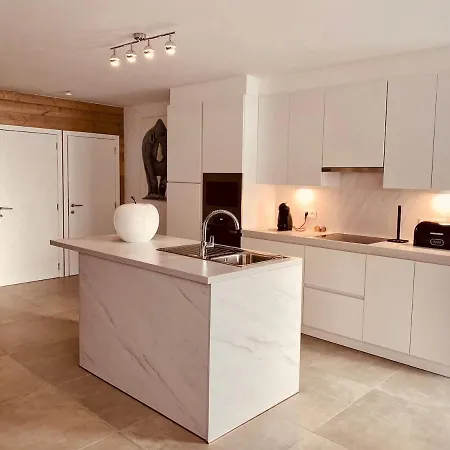 Lejlighed Loft De Waroux