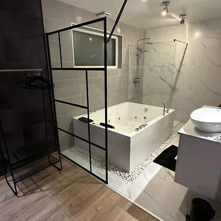 Apartment Loft De Waroux